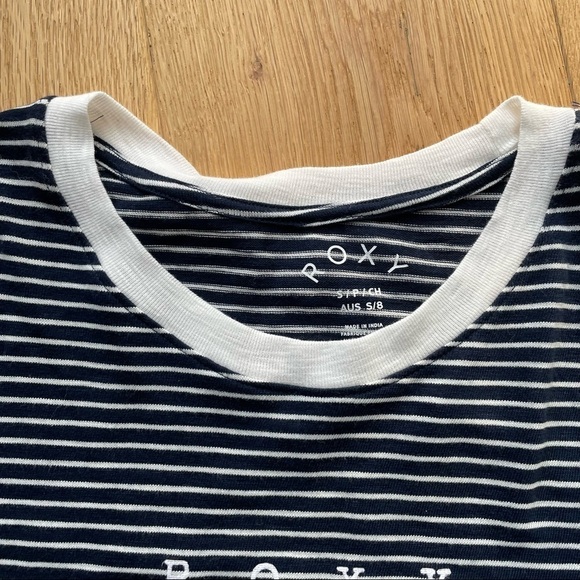 NWT Roxy Infinity Is Beautiful B Striped T-Shirt - S - Picture 13 of 16